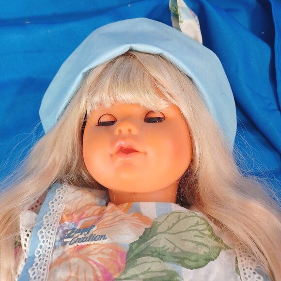 Vintage 1980s Zapf Balica Creation Baby Toddler Doll With Floral Dress/Blue Hat - Picture 7 of 16